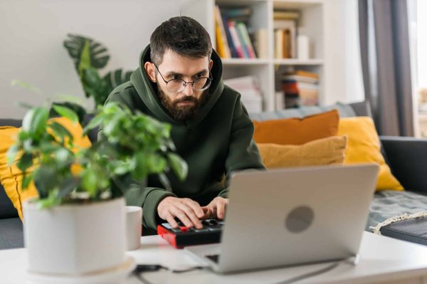 How to create pretty graphics for your publications ?